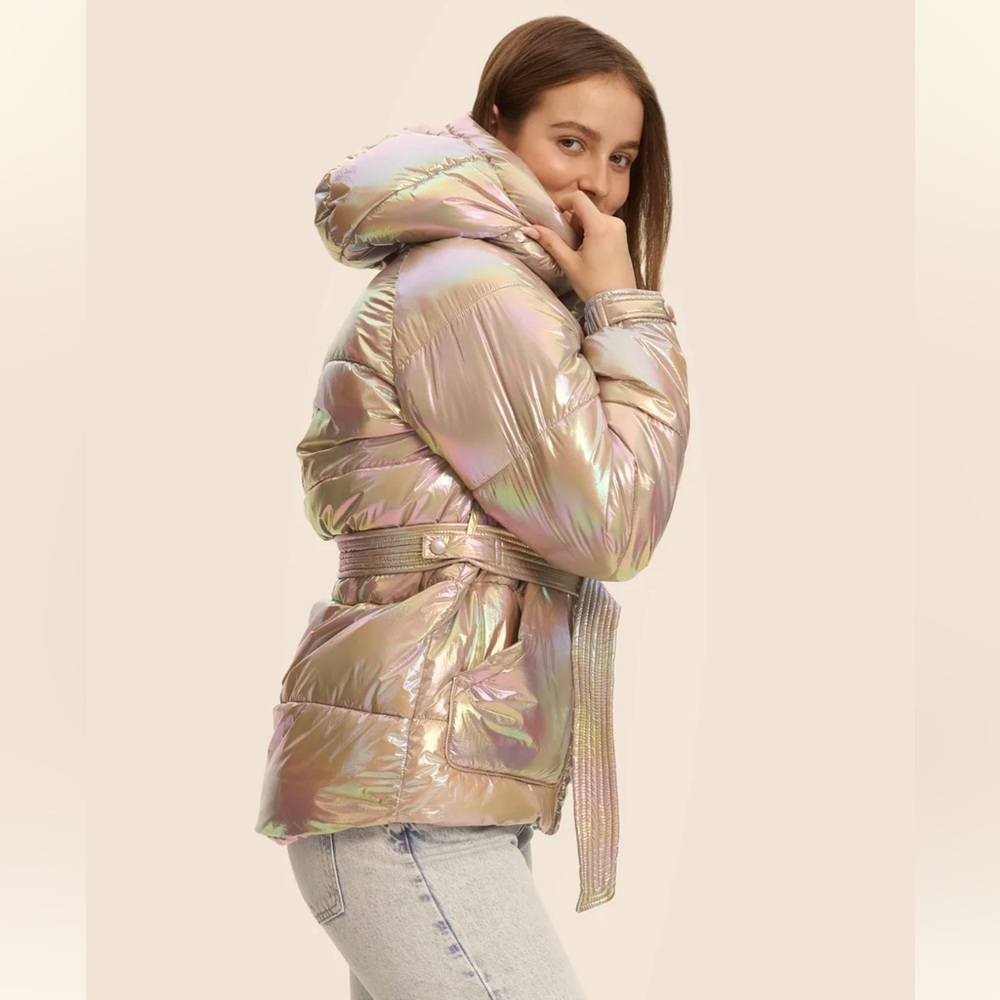 NOIZE Canadian brand. Up to -15 weather. S/P